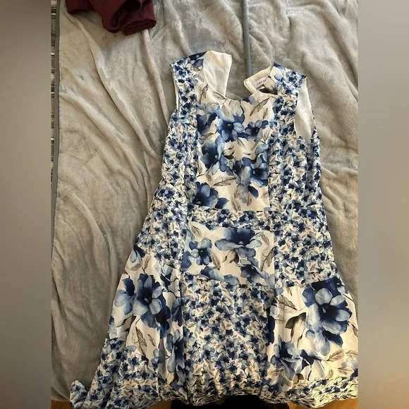 Calvin Klein floral dress Calvin Klein floral dress
